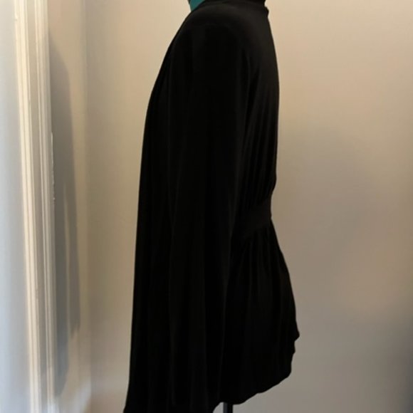 Black beautifully draping Cardigan with light flowing fabric - M - Picture 2 of 3